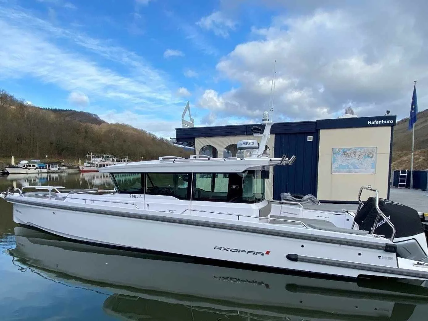 Ama Motor Boat