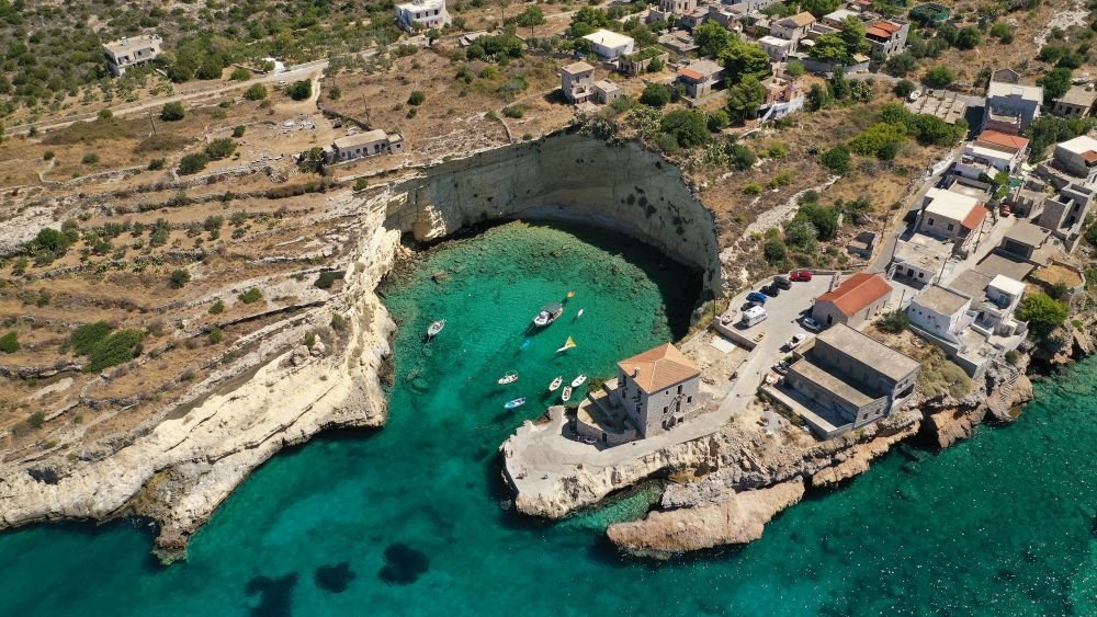 Mezapos Cove